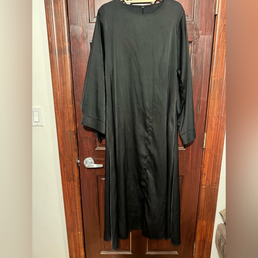 Elegant Black Long Sleeve Dress